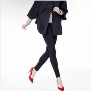 DVF DIANE VON FURSTENBERG Black Skinny Pants Size 4